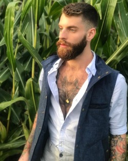 Beardburnme:mikebucaram Instagram