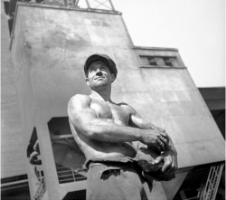 wehadfacesthen: Pipeline worker, 1943