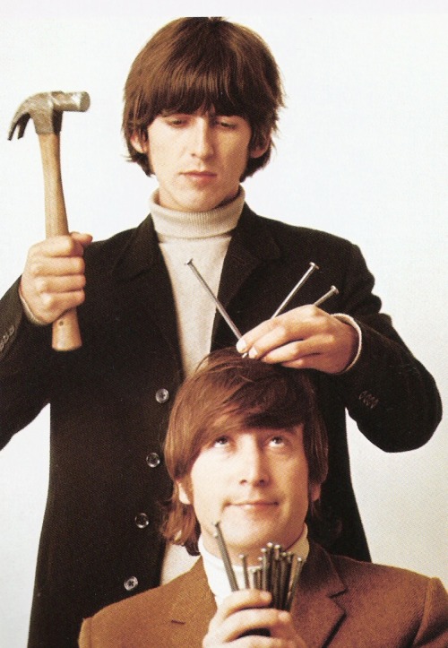 thateventuality:Scans - George Harrison and John Lennon, photographed by Robert Whitaker, 25 March 1