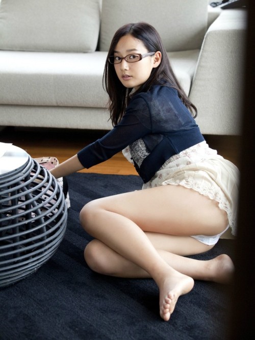 Sex foot-fetish-babes:  Glasses http://foot-fetish-babes.tumblr.com/foot pictures