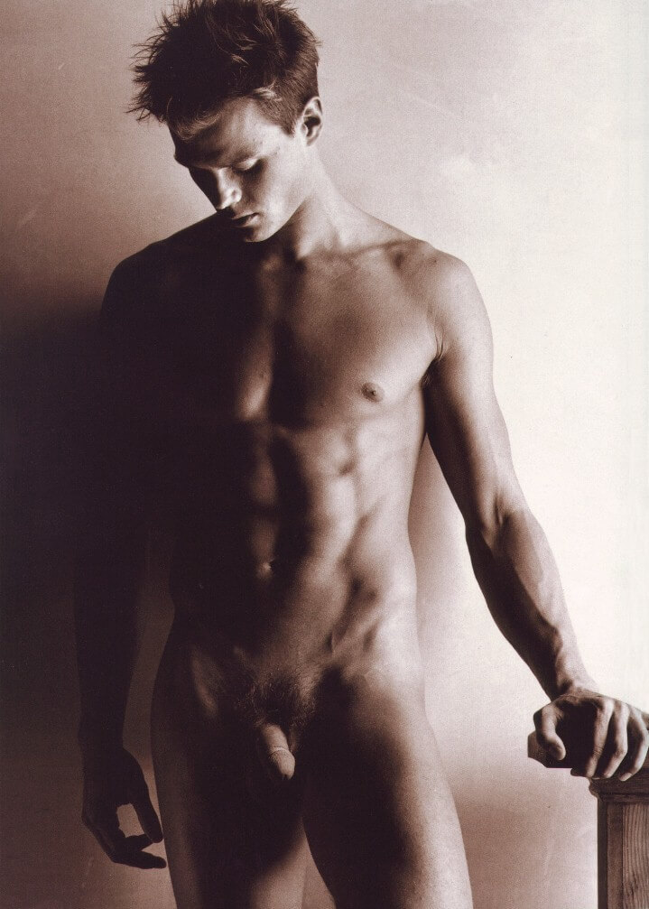 malesinphotos:  Josh Duhamel | ph. Greg Gorman 
