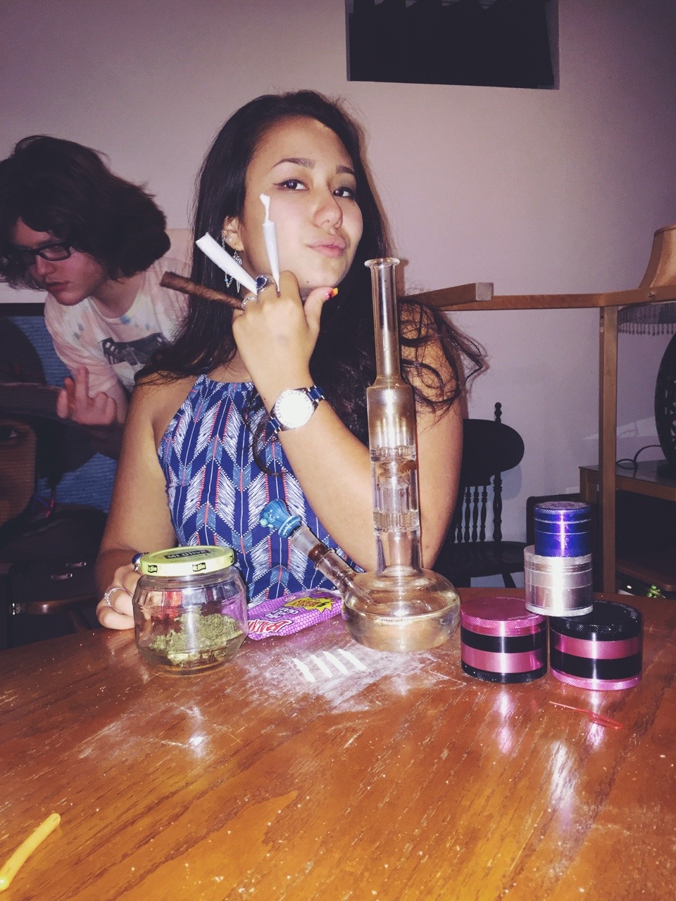 coffeepotsmokin:  stoned-outta-my-mind420:  Flexin on dese hoes  YAS bb