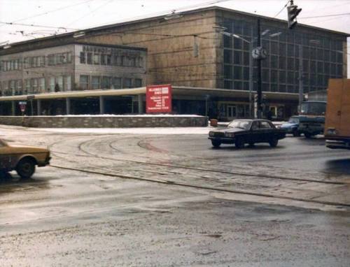 Der ehemalige Südbahnhof auf einer Privataufnahme aus den frühen 1980ern (© Andreas Plank Privatarch