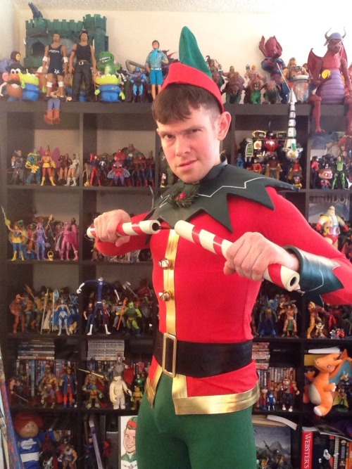 gaycomicgeek: Finished my Gay Christmas Elf costume. What do you think? It’s based on a drawin