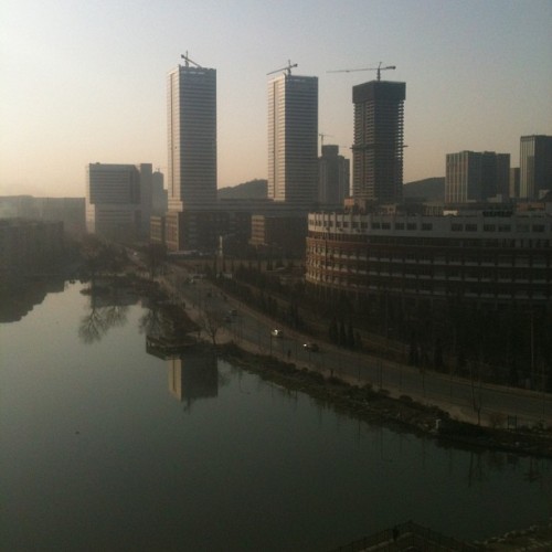 Good morning Dalian! Dalian, People’s Republic of China #nofilter #igdaily #hashtagsonfb #sunrise #dalian #china #dmu