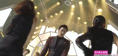 too-much-tingle-tingle:Eli, can you not T_T