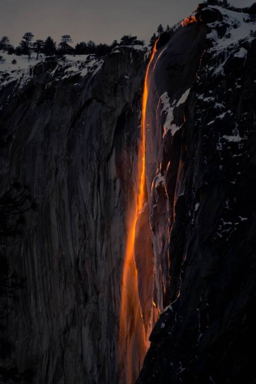 debelice:       Firefall, Yosemite Valley