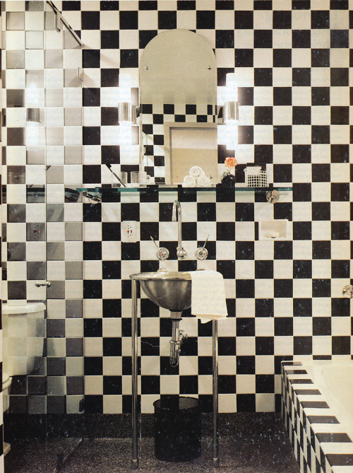 friendsxfamily:Checkerboard bathroom found at the NYPL’s...