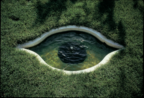 desimonewayland: L’oeil d’Aramon designed by garden designer Pascal Cribier (1953-2015)via: somethin