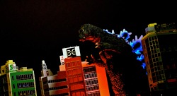 dedkaijupics:  Tokyo is DOOMED!I made this