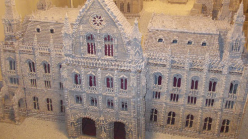 A Hungarian lady spent 14 years using 4.5 million tiny snail houses to build a miniature Parliament