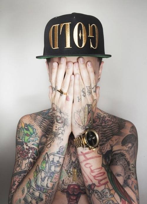 s-w-a-n-g:  http://s-w-a-n-g.tumblr.com 