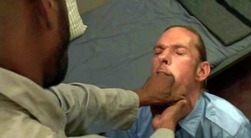 2worshipmasternc:God I love worshipping every part of my king. When he offers me his hand I start su