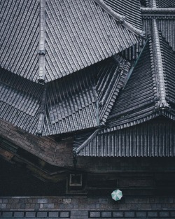 takashiyasui:  Kyoto in the rain
