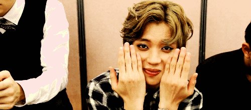 taida-nirama:  WHAT ARE YOU DOING AND WHY IS IT CUTE?! 