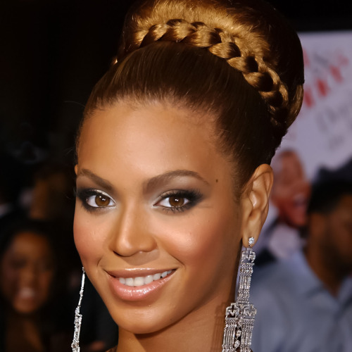 like or reblogyoung beybeyoncé