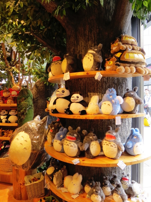 heartlessprincess01:Studio Ghibli Store at Asakusa3kgamezOI KAREN