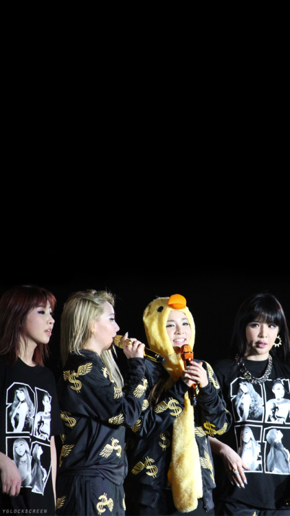 2NE1 Lockscreen / Wallpaperreblog if you save/usedo not repost or editCopyright to the rightful owne