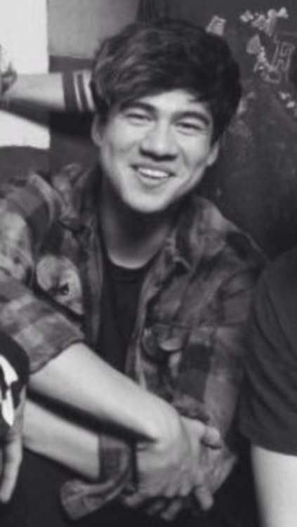 pornhubhood:  I’ve never wanted to fight someone as much as I wanna fight calum