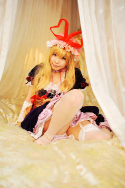 Touhou Project - Yakumo Yukari (Tenshi Myu)