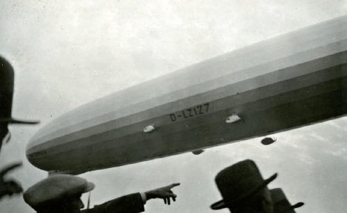 Zeppelin, 1930.