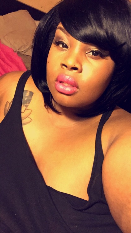 flvwlessnve:  A little disheveled…💕🚺