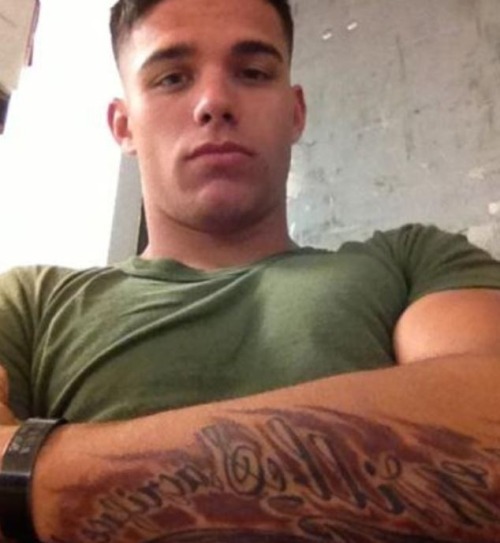 theointhe209:properfaggot:Young, hung, and full of cum - this Marine stud will destroy