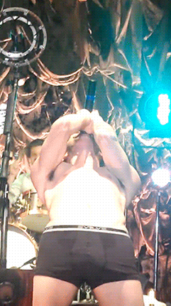 debriefedblog:On Stage: Brendon Urie drops his trousers on stage