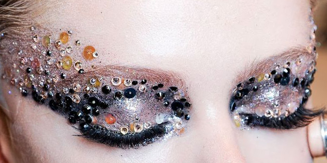 florenceofalabia:  bedpartymakeover:  aragima:  versaceslut:   Eyes by Pat McGrath