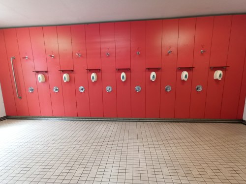 Melbourne City Baths, Australia - Member Lockerroom