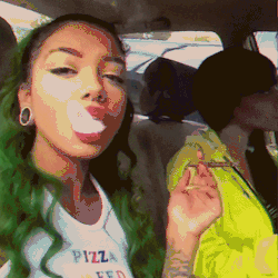 Hisaluthola:  Vine : Pattyeffinmayo 