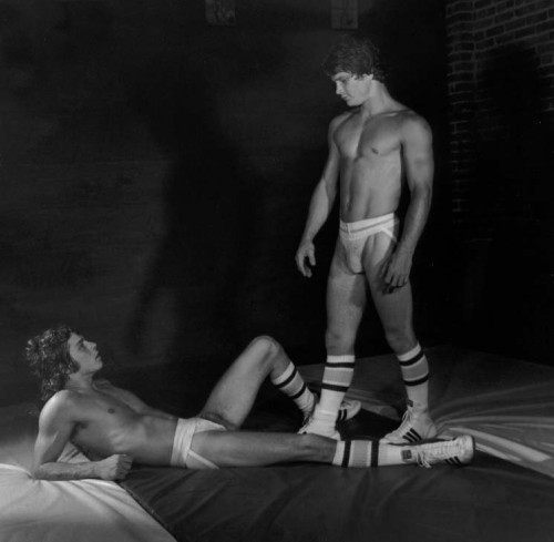 novablogman:Lee Marlin & Chris Dean in Pinning a Buddy (1980)