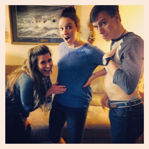 Haha I love this one&hellip;my cousins are crazy! #cousins #prego #wereexpecting #hesfurtheralon