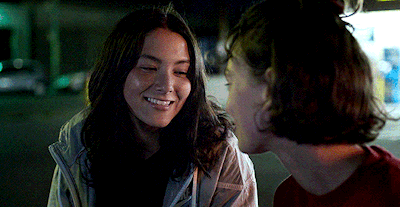 jonerysthrones:Izzie lip biting while she stares at Casey lips is such a mood wow