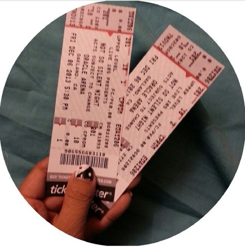 electronicmouse:HEY GUYS !! My friend has two tickets for LIVE 105’s Not So Silent Night; NIGHT 1 Se