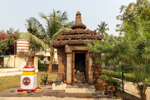 Small shrine with deities of Jagannatha, Baladeva and Subhadra at Nagesvara Temple, Bhubaneswar, Odi