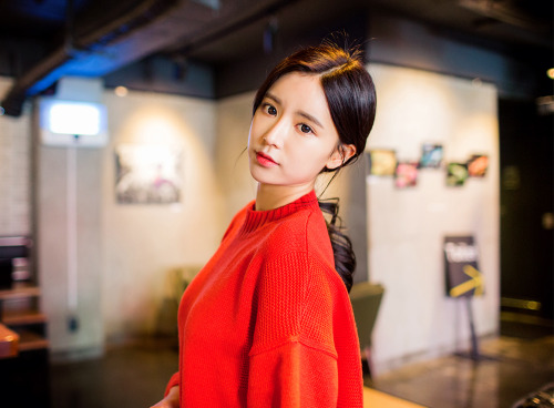 korean-dreams-girls:JungYeon - February 16, 2015 2nd Set