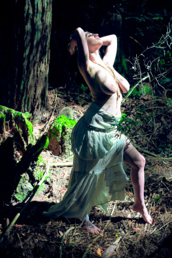 nickdillinger:  Model: Arabelle Raphael Photo
