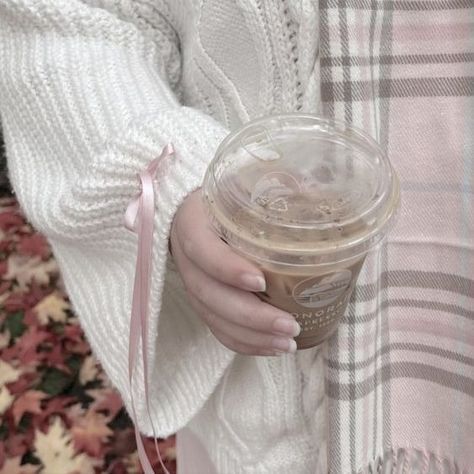 Im No Joke Begging On My Knees For Autumn :(