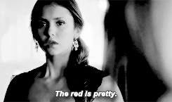 elenasbeloved:   r e d   o n e ,   d e f i n i t e l y .  requested by anonymous