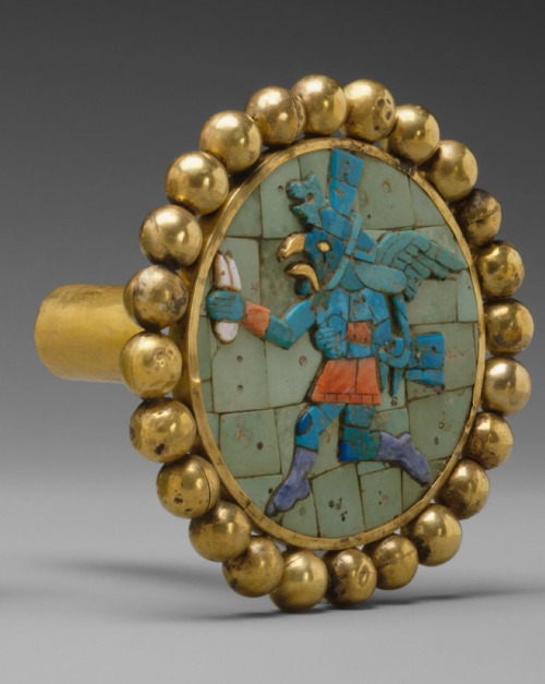 Earflare, Winger Messenger, Moche culture, Peru, 3rd–7th century, Gold, turquoise, sodalite, shell T