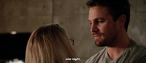 oliverfelicitygifs: Oliver, it’s just you’re in here pretending like you weren’t a