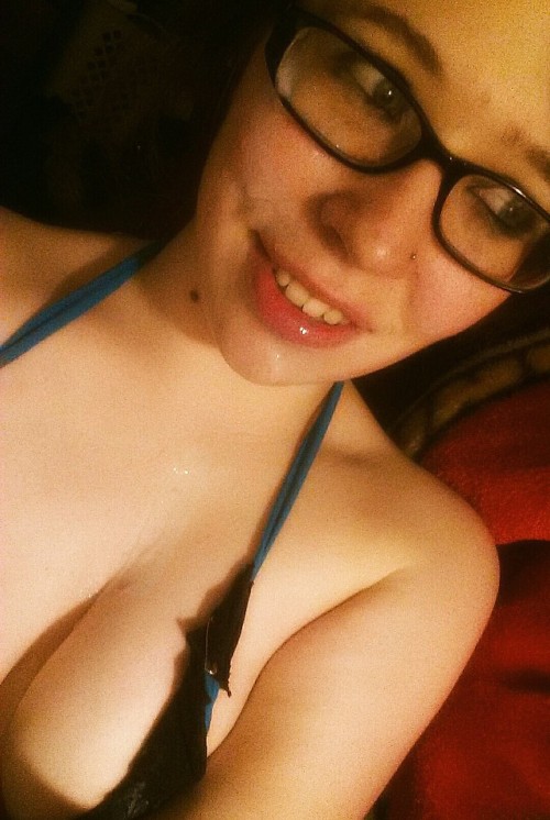 nate-and-niki: I love when Nate cums all over my face!