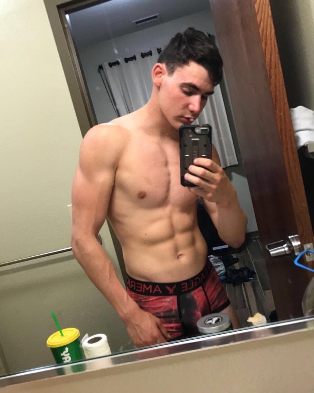 nike-pro-combat:  #Fetish #Underwear I love you Underwear @bulgeingcrotch69 @bulge-xlbigdick
