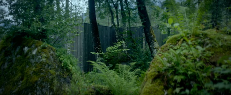 evilnol6:  .”Ex Machina”written and directed by Alex Garland