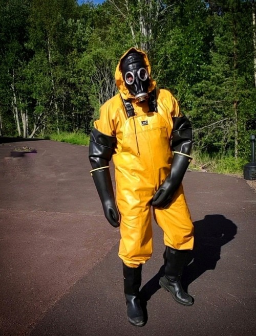 sag4:New wellies…Dunlop without steeltoe.