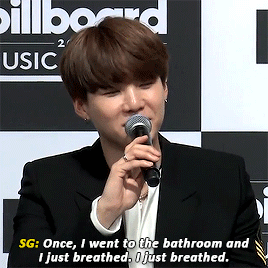 jeonbase:jeongguk just knows