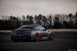 stancenation:  Always loved this GTR.. // http://wp.me/pQOO9-gJc