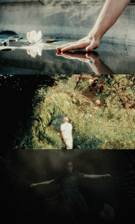 hintretro:  The cost of oblivious daydreaming was always this moment of return, the realignment with