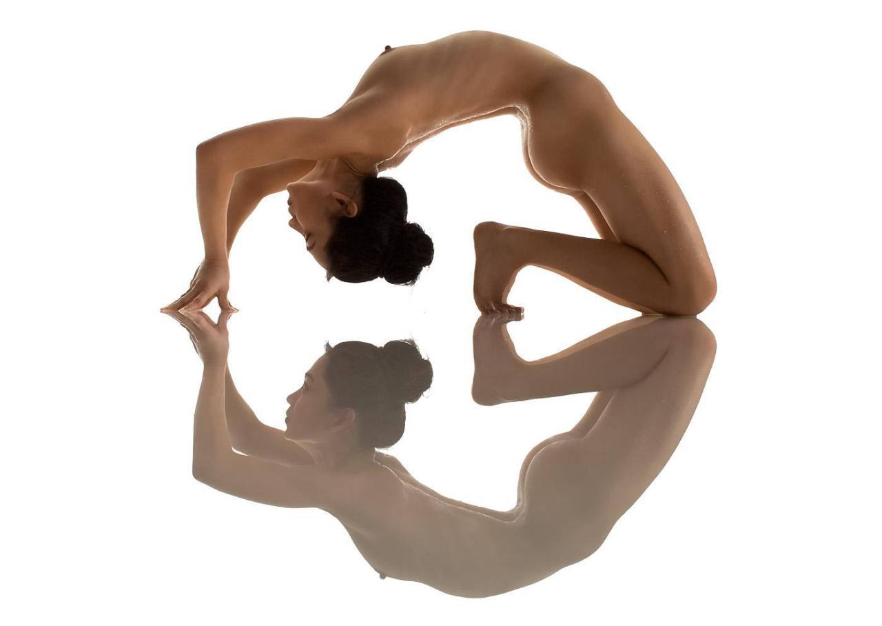 contortion girls